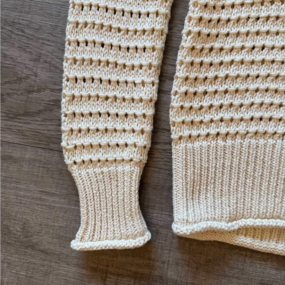 NWT Vineyard Vines Cream Hole Beach Martha’s Vineyard Inspired Sweater Size S - Picture 3 of 7